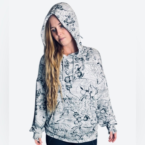 Athleta Sweaters - Athleta hoodie